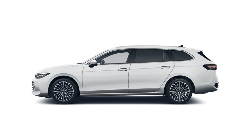 Volkswagen Passat cena 206500 przebieg: 10, rok produkcji 2024 z Gąbin małe 46